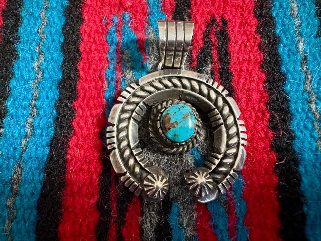 最終 デルバートバンデバー ナジャペンダントトップ ターコイズマウンテン ナバホ