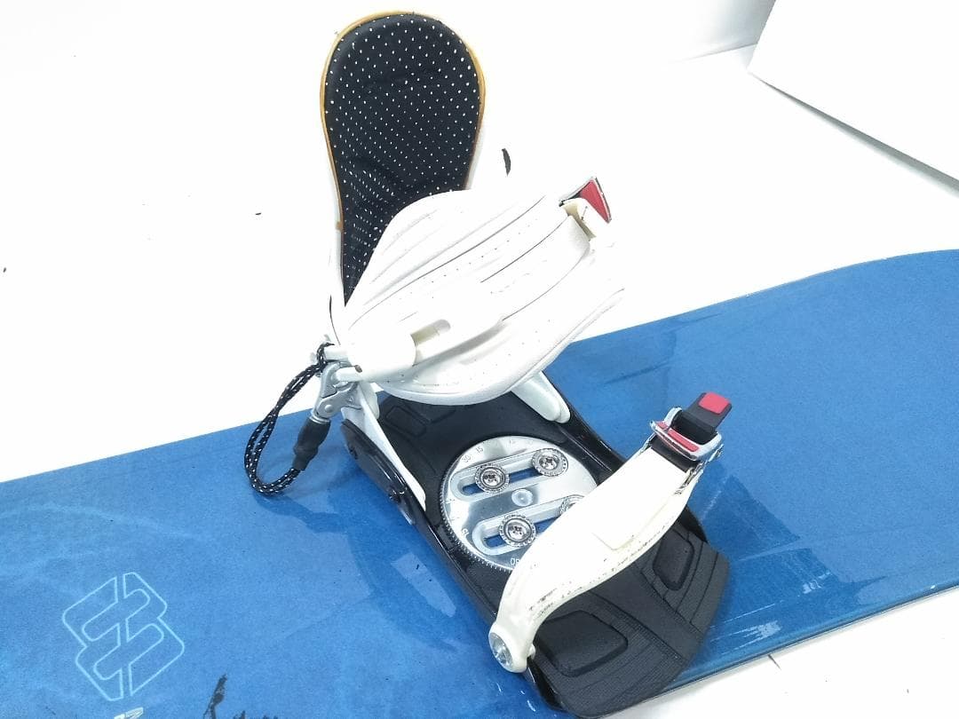 激安 メンズスノーボードセットMORROW 151cm ビン M-L△