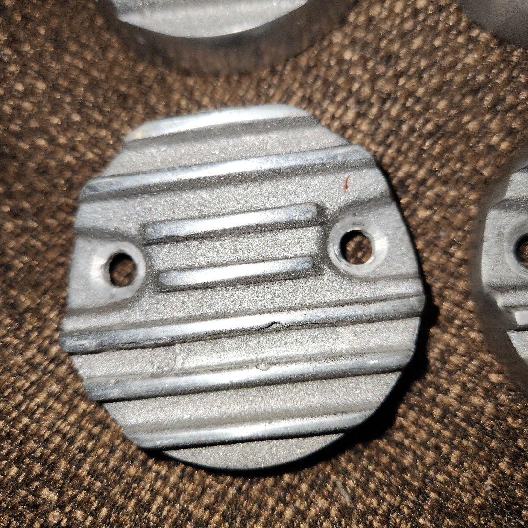 GS750 エンジンカムカバー　4個