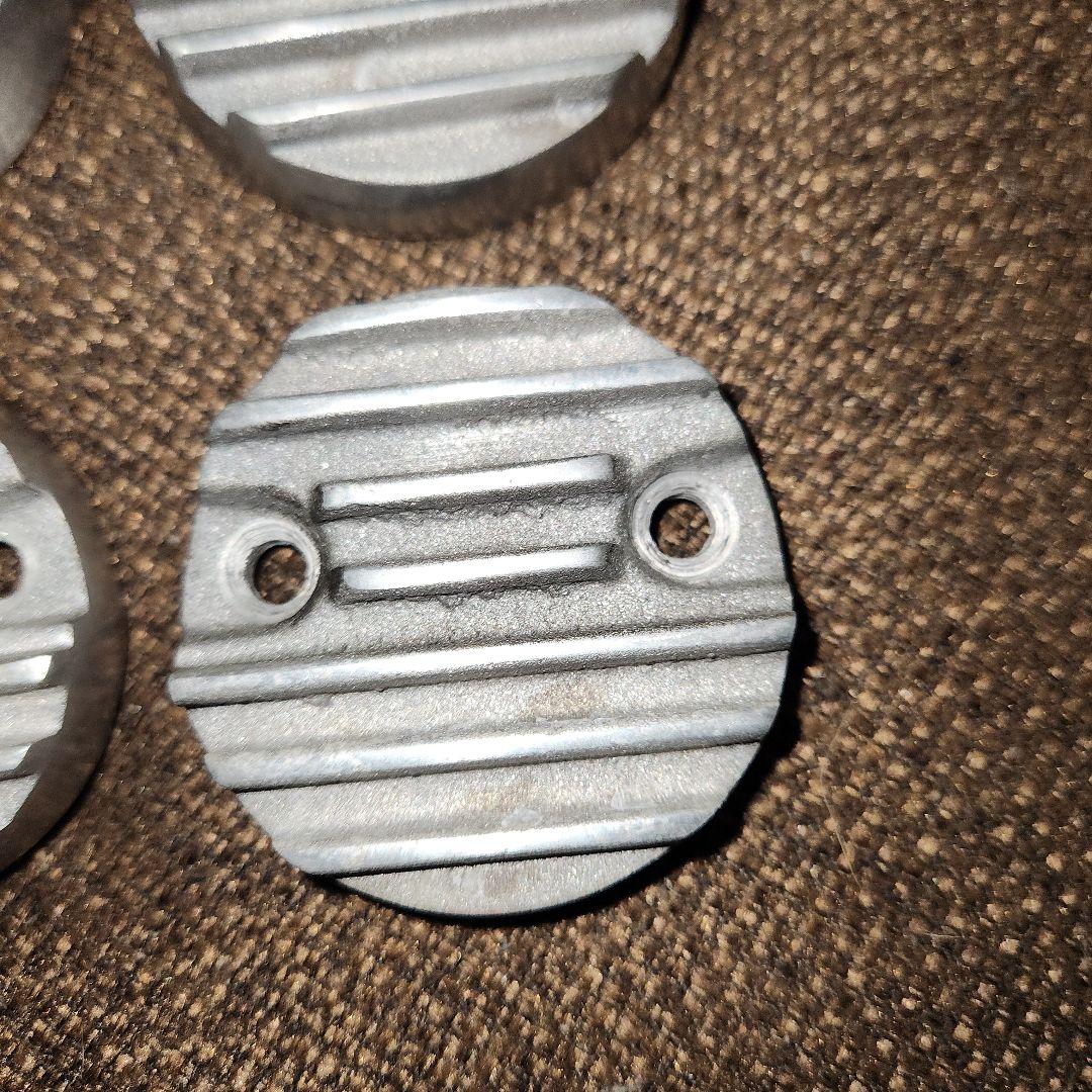 GS750 エンジンカムカバー　4個