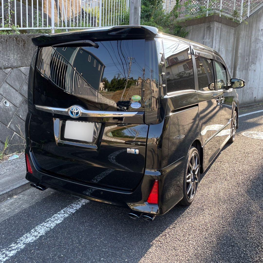 ヴァレンティ　LEDファイバーテール　80系　ヴォクシー ノア　エスクァイア