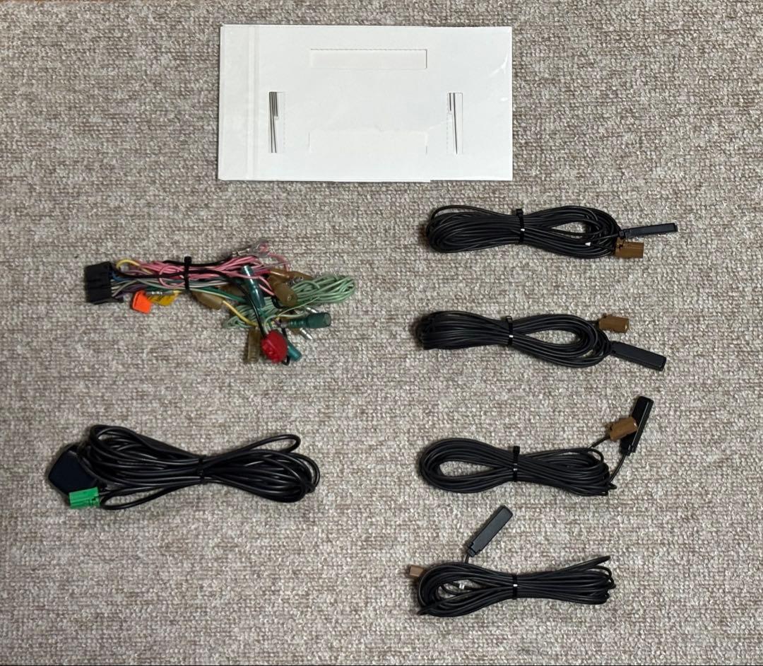 carrozzeria AVIC-HRZ900 楽ナビ　中古品 2016年データ