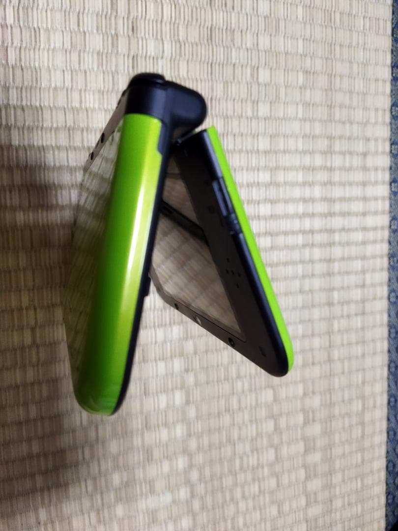 Nintendo NEW ニンテンドー 3DS LL ライム/ブラック