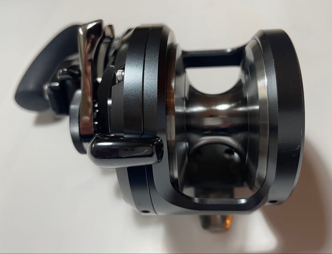 リール paper OCEA JIGGER F CUSTOM 2001NRHG