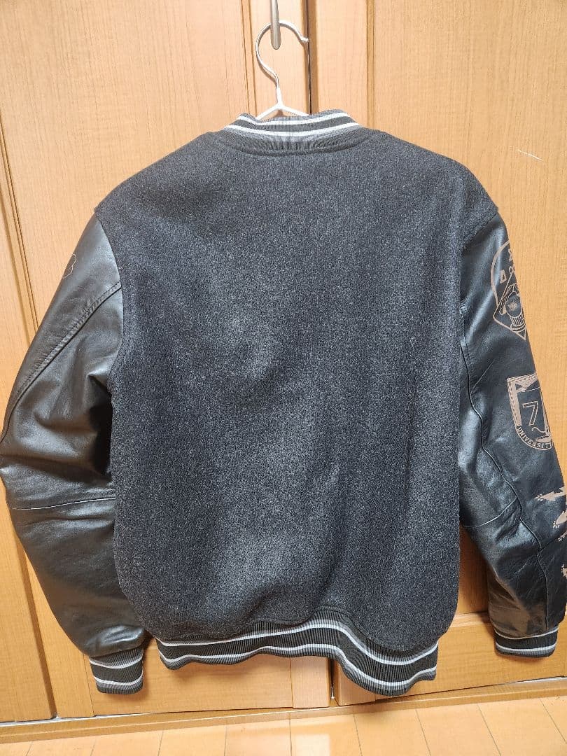 美品　DIESEL スタジャン