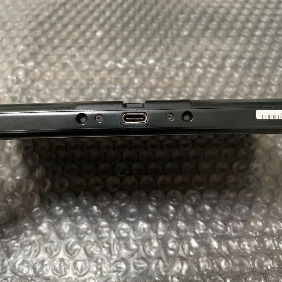 9 Nintendo Switch 本体　初期型