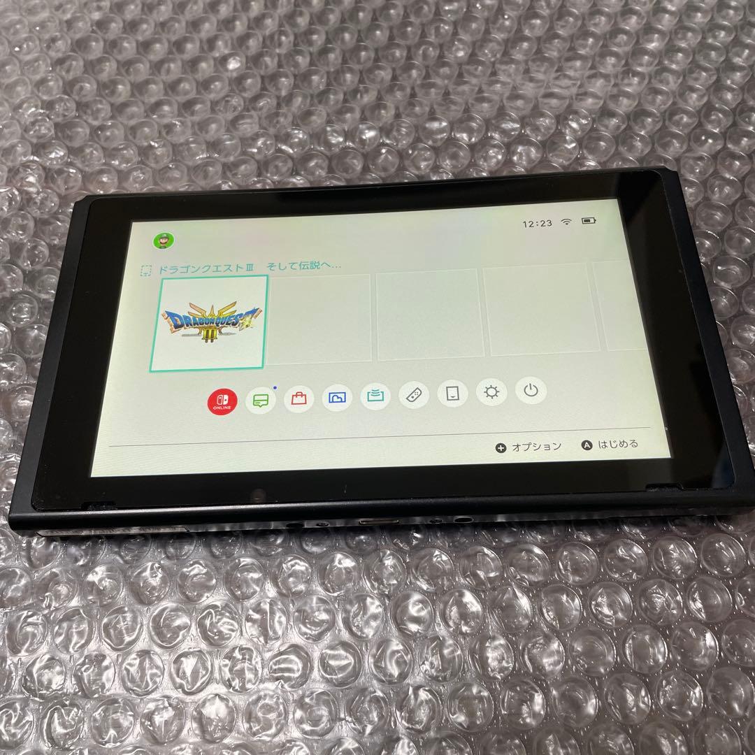 9 Nintendo Switch 本体　初期型