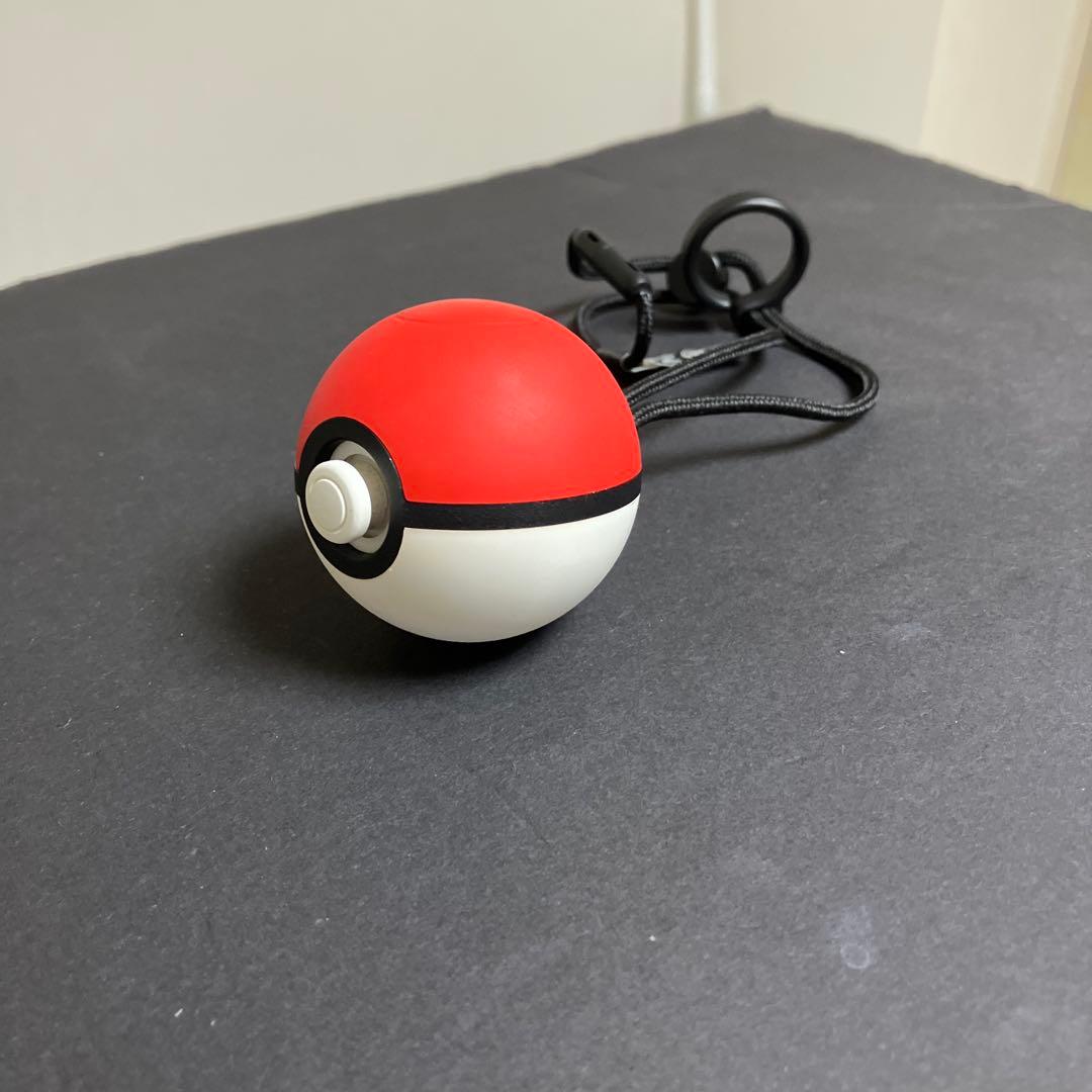 ニンテンドースイッチ　ポケットモンスター　Let'sGO！　ピカチュウ（限定版）