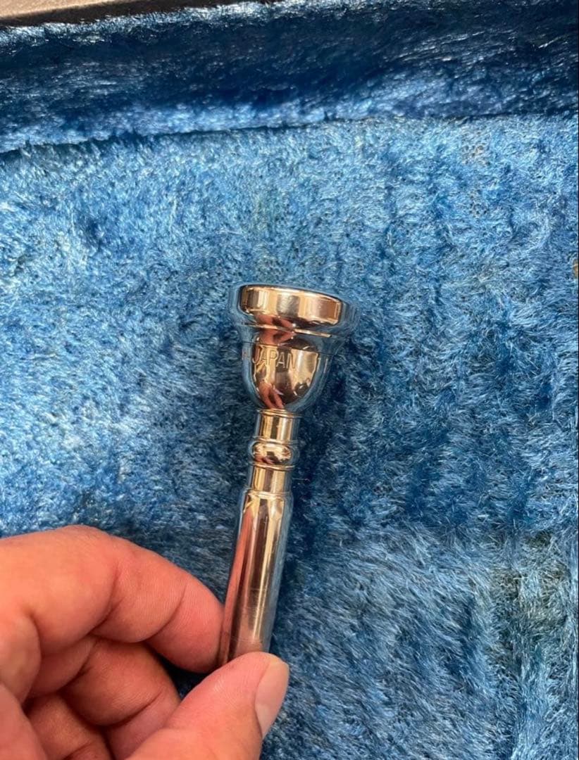 日本製 YAMAHA トランペット YTR-135 ハードケース・ミュート付