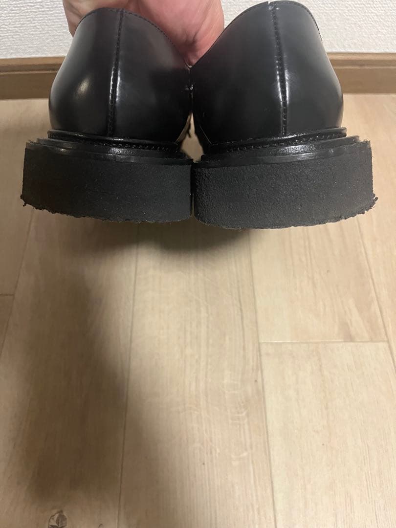 TOGA ブラックレザー ローファー