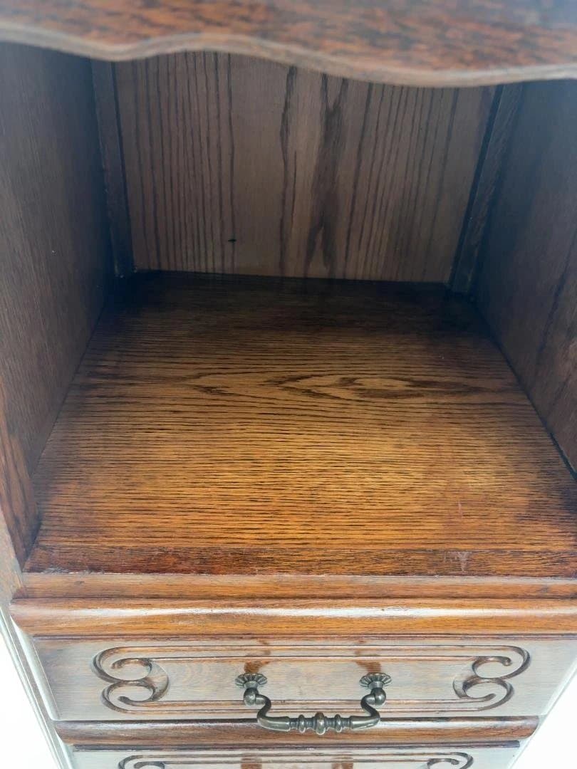 オーク材 3段引き出しナイトスタンド