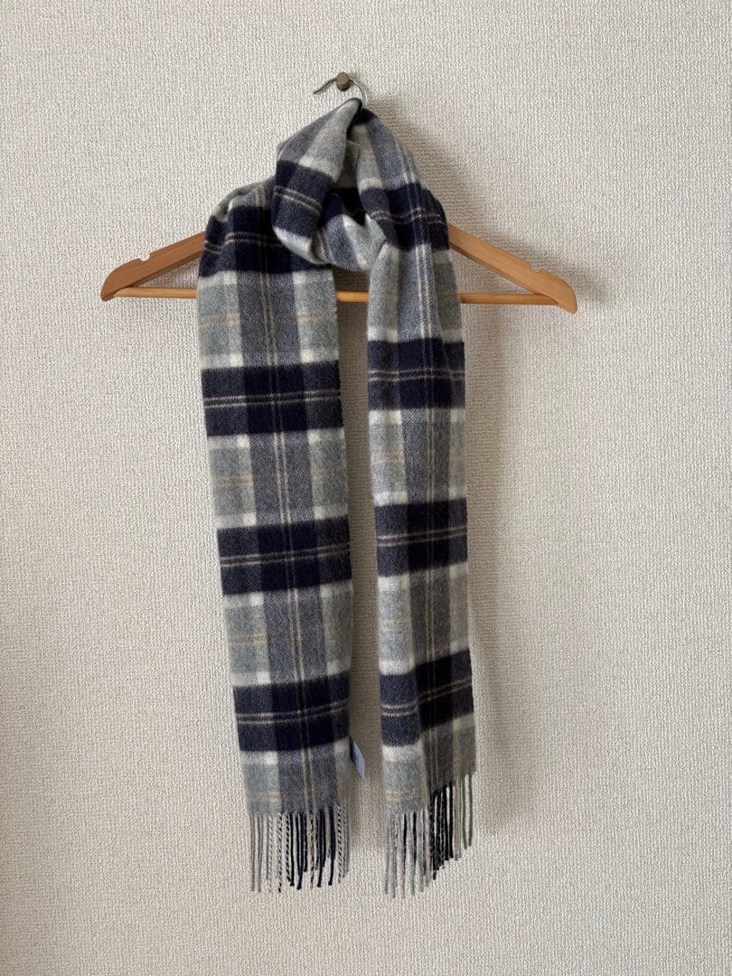 Johnstons of Elgin マフラー