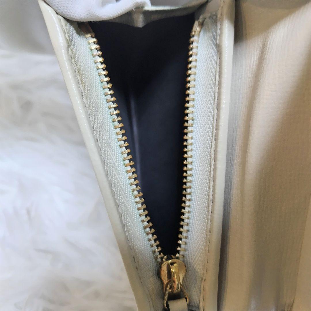 美品✨グッチ◇コンパクト二つ折り財布　ホースビット1955　スプリーム白レザー