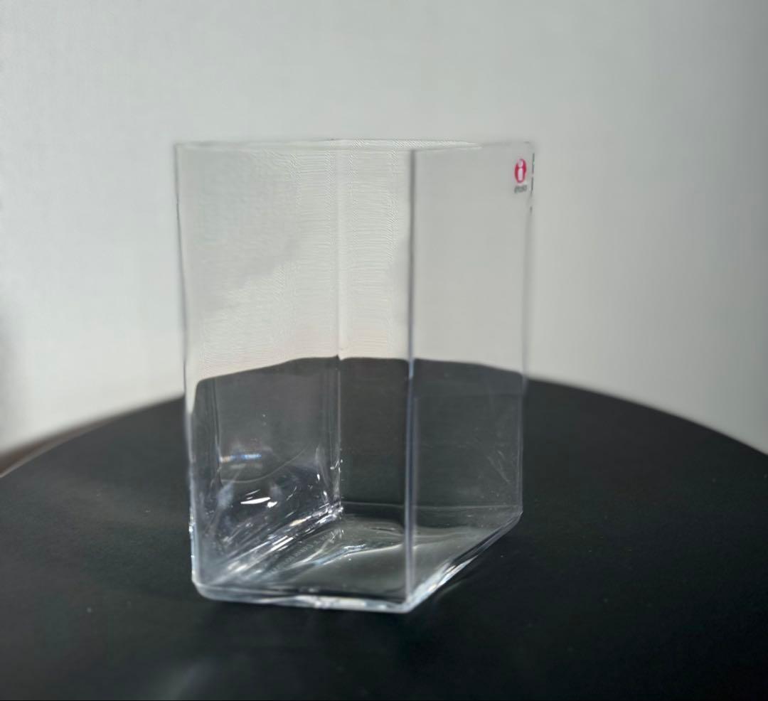 イッタラ  ルーツ ベース Ruutu Vase クリア　廃盤