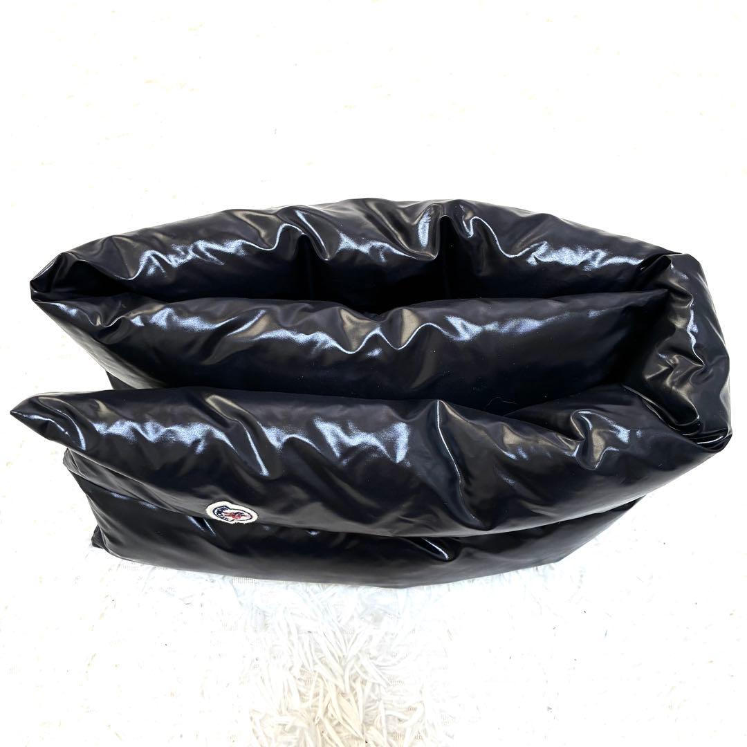 【未使用級】モンクレール SCIARPA ダウンマフラー ワッペン 黒 RFID