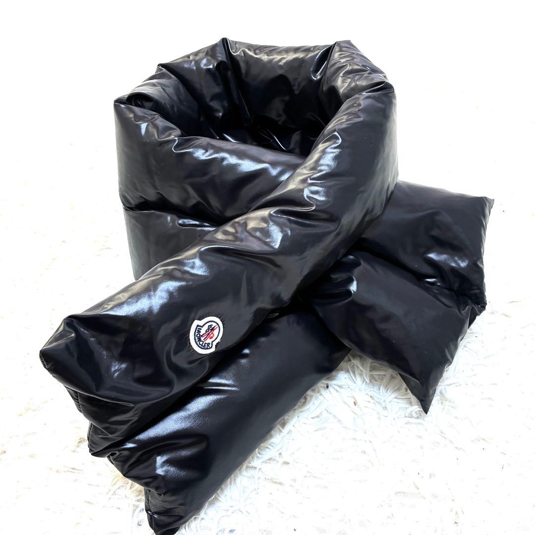 【未使用級】モンクレール SCIARPA ダウンマフラー ワッペン 黒 RFID