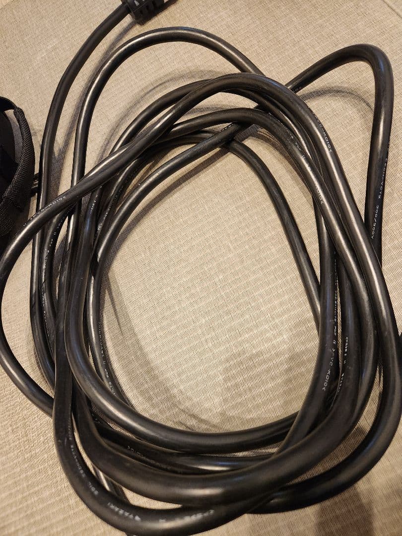 ★カブくん★送料込日産純正充電ケーブル 収納ケース付アリア リーフ サクラ