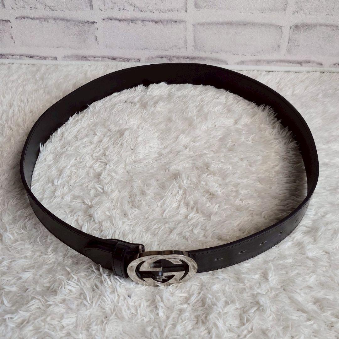 グッチ インターロッキング シルバー バックル レザー ベルト ブラック メンズ