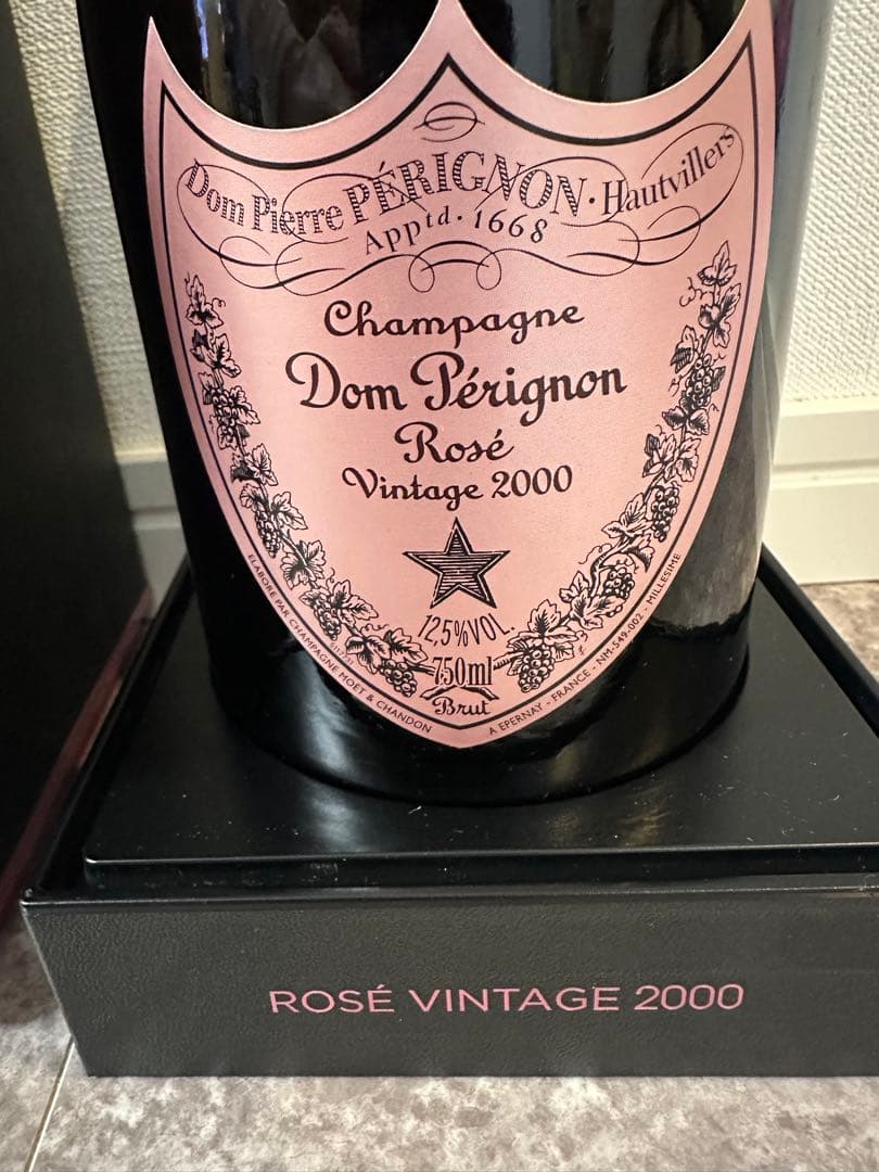 ドンペリニヨン　ロゼ　ヴィンテージ　2000