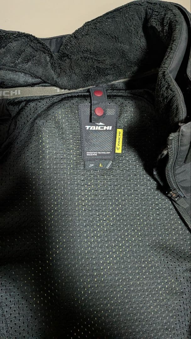 タイチ モンスターパーカー　Lサイズ