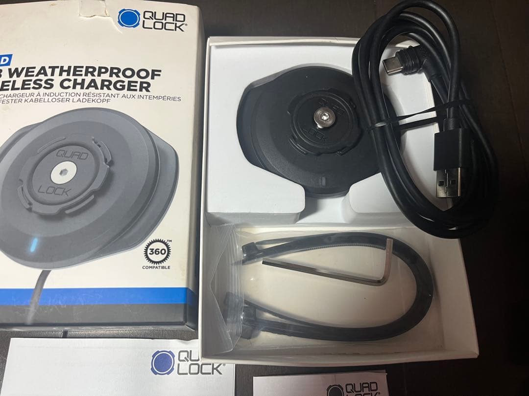 QUAD LOCK クアッド　ロック　WIRELESS ダンパー付き　美品