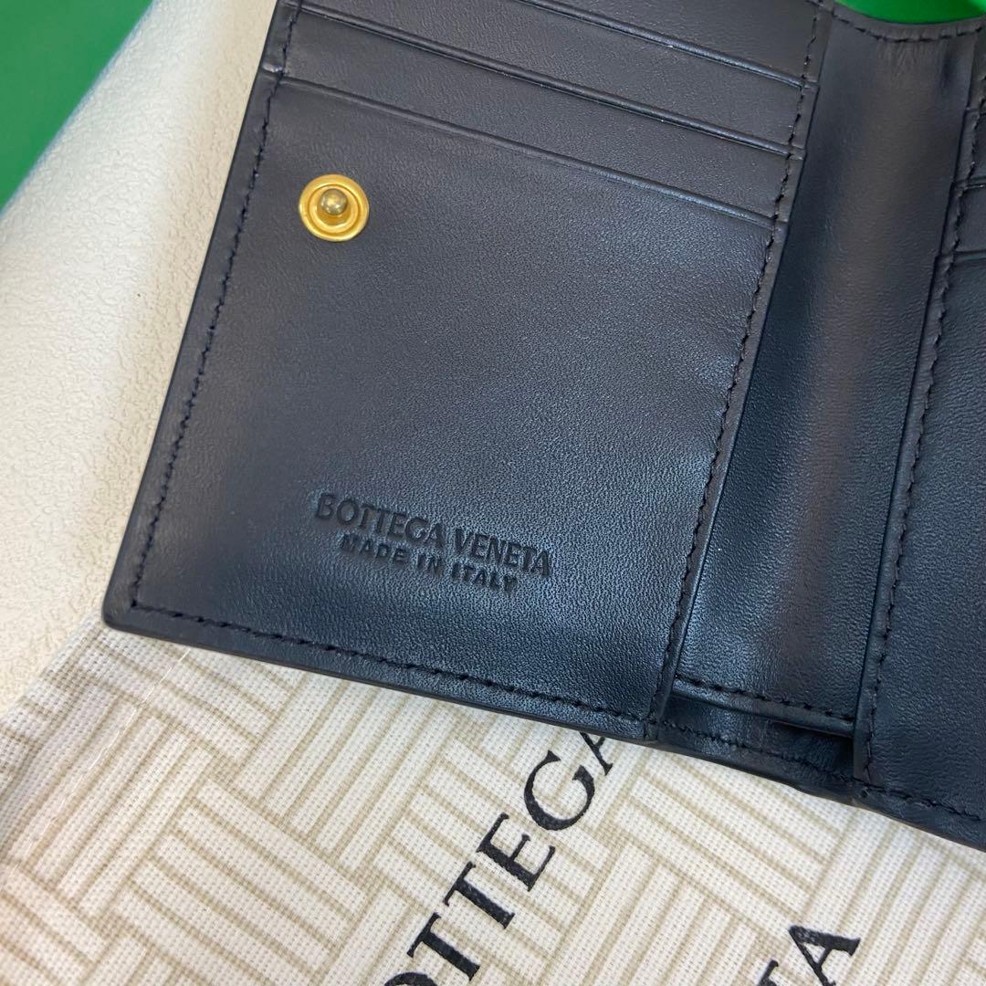 BOTTEGA VENETA 二つ折り財布 ブラック