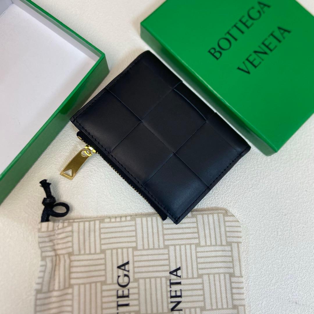 BOTTEGA VENETA 二つ折り財布 ブラック