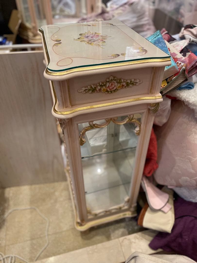 ロココ調　キャビネット