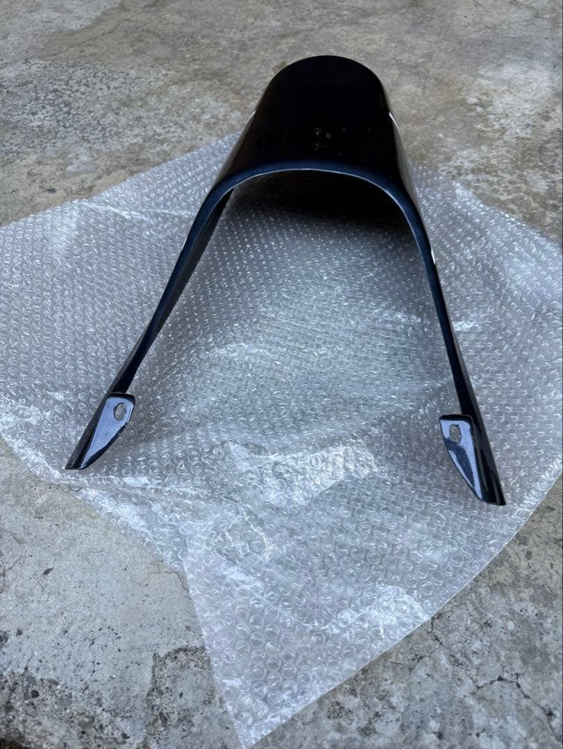 ゼファー1100用Z1仕様テールカウル