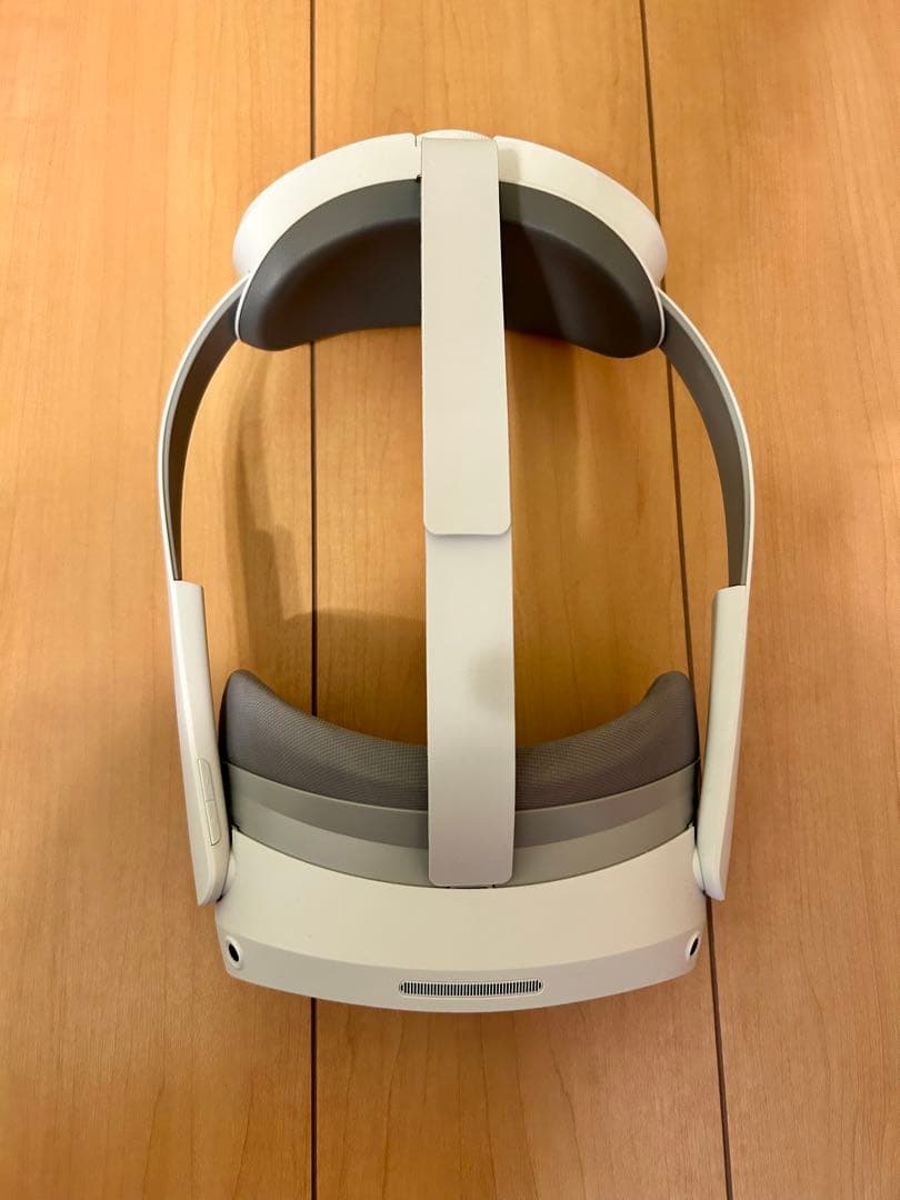 セール中【美品】Pico 4 VRヘッドセット 128GB おまけ3点付き！