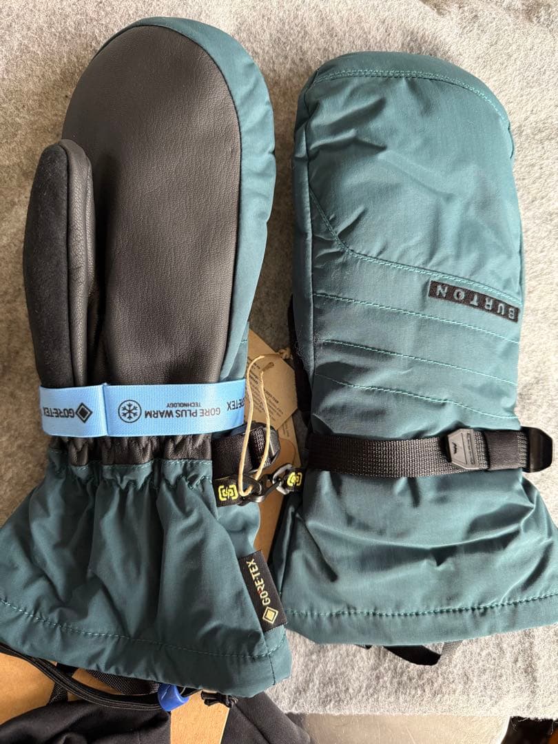 BURTON GORE-TEX ミトンと手袋セット