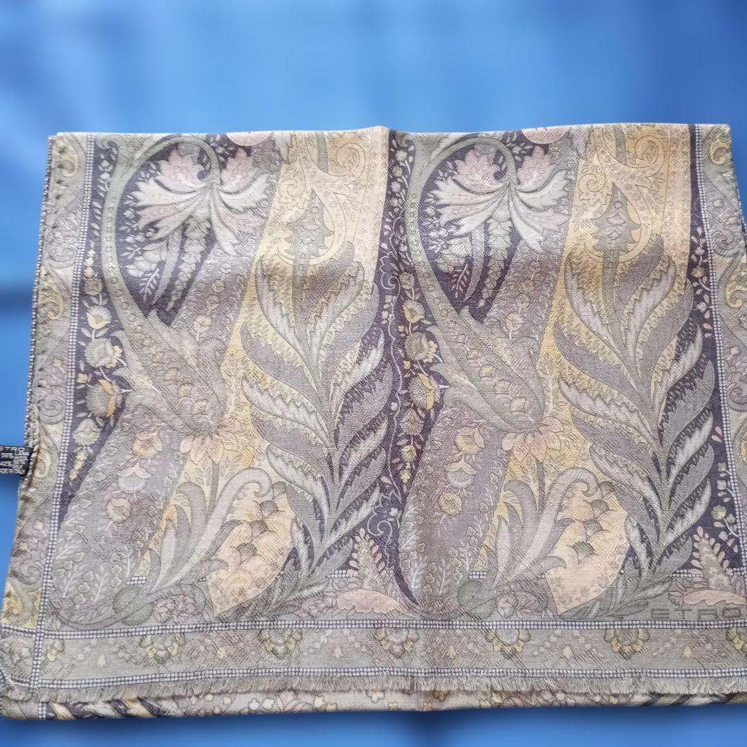 エトロエレガントな植物モチーフ ストール