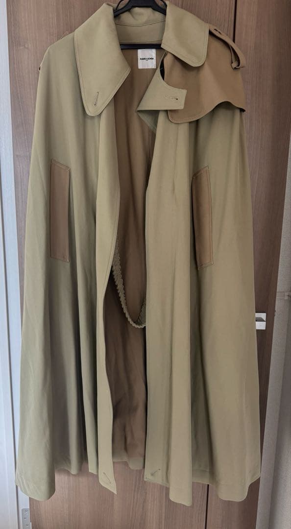 FUMIKA UCHIDA トレンチコート ベージュ　ポンチョ