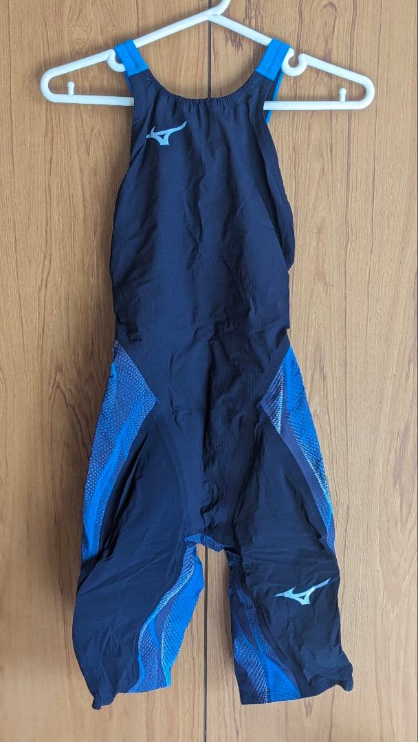 ミズノ競泳水着GX・SONIC V MR