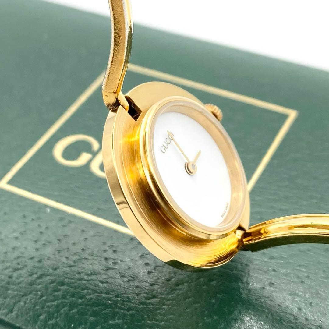 稼働品☆ 新品電池　グッチ　チェンジベゼル　レディース腕時計