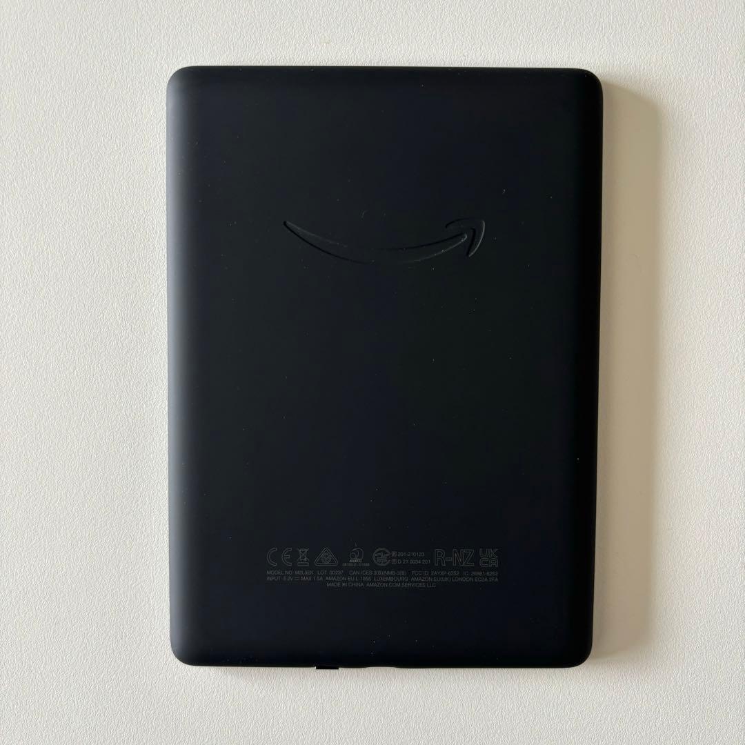 【美品】Kindle Paperwhite16GB 6.8インチ11世代