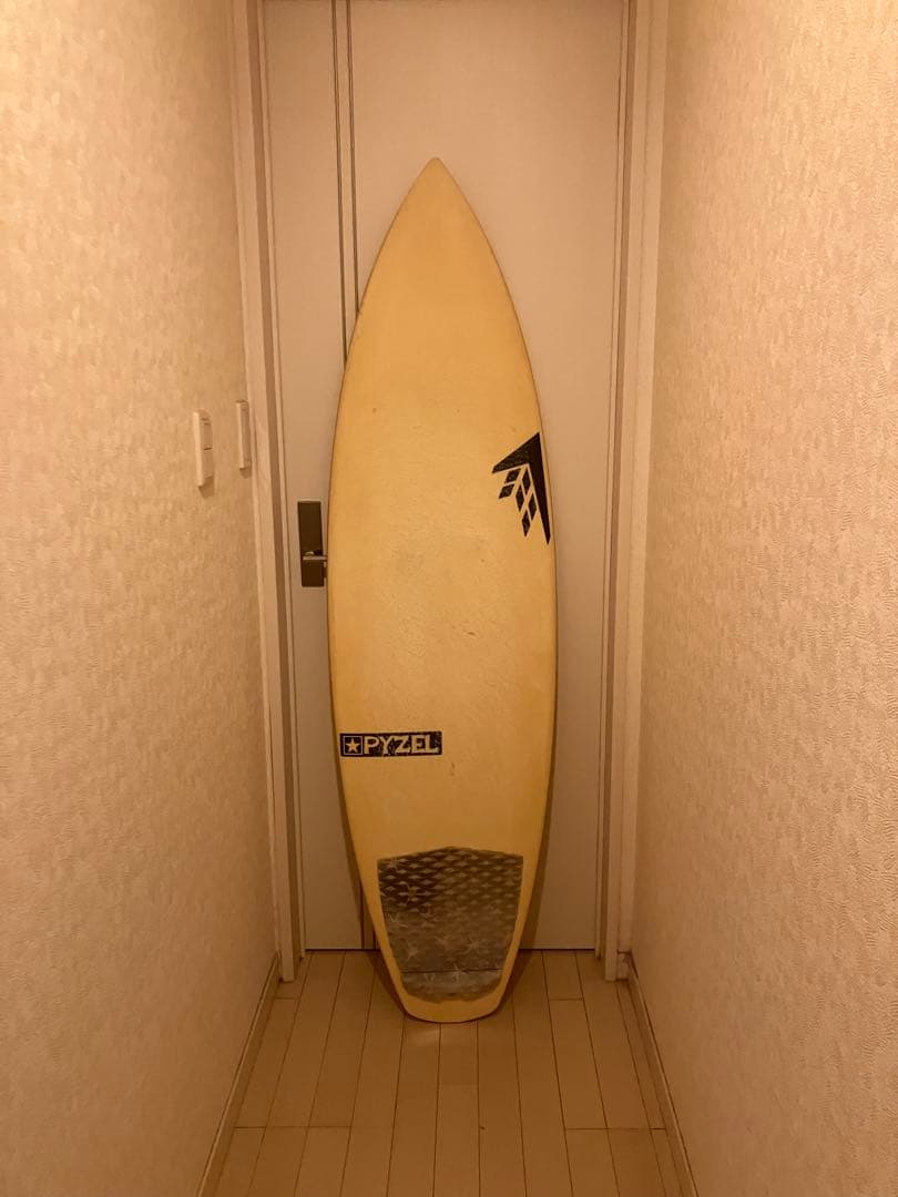 【手渡し希望】ファイヤーワイヤー　パイぜリアン5'8　25.7ℓ サーフボード