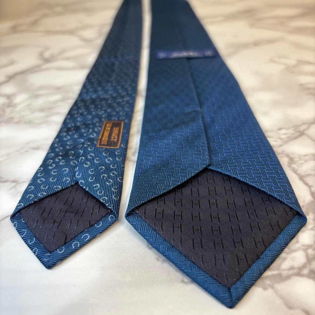 【極美品✨】HERMES ネクタイ　ファソネ　馬蹄　H柄　ネイビー　紺色　刺繍