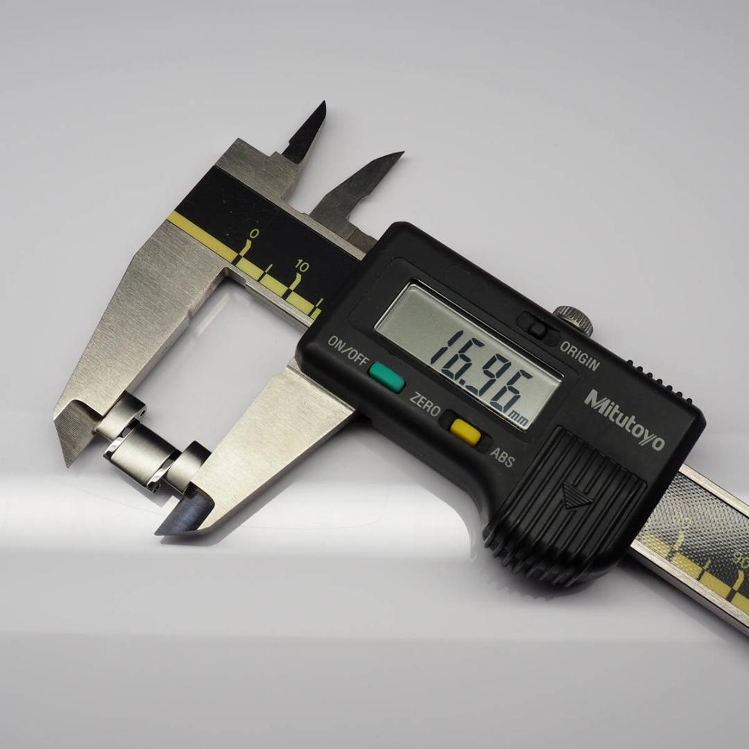 ◆オメガ◆スピードマスター◆コマ◆約１７ｍｍ幅◆1564/975◆F-S