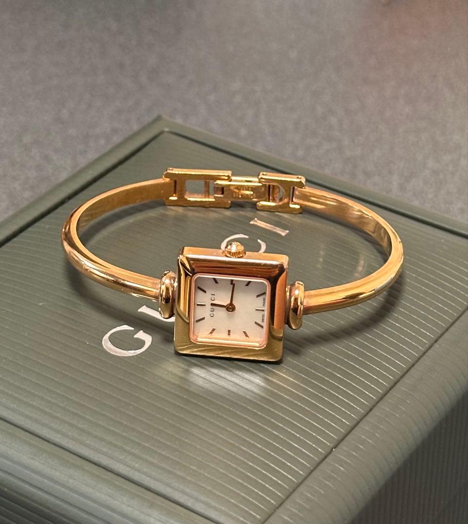 動作品GUCCI バングルウォッチ1900L アナログ クウォーツ ゴールド