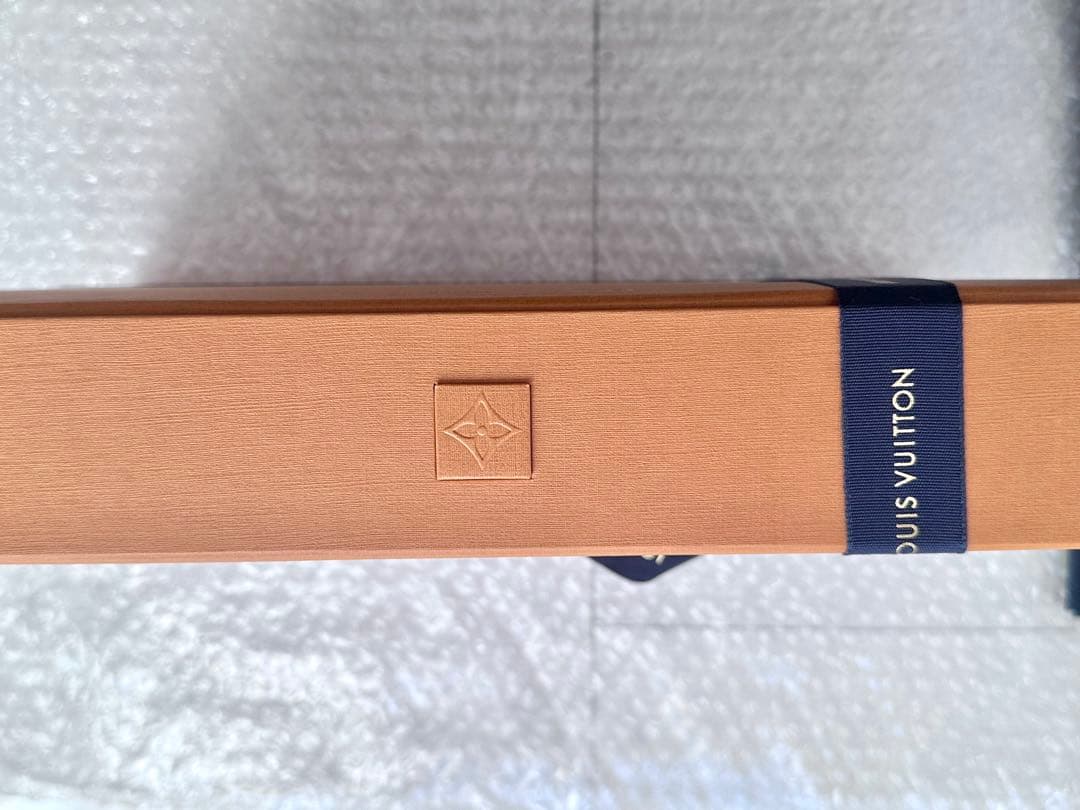 新品未使用品　ヴィトン　マフラー