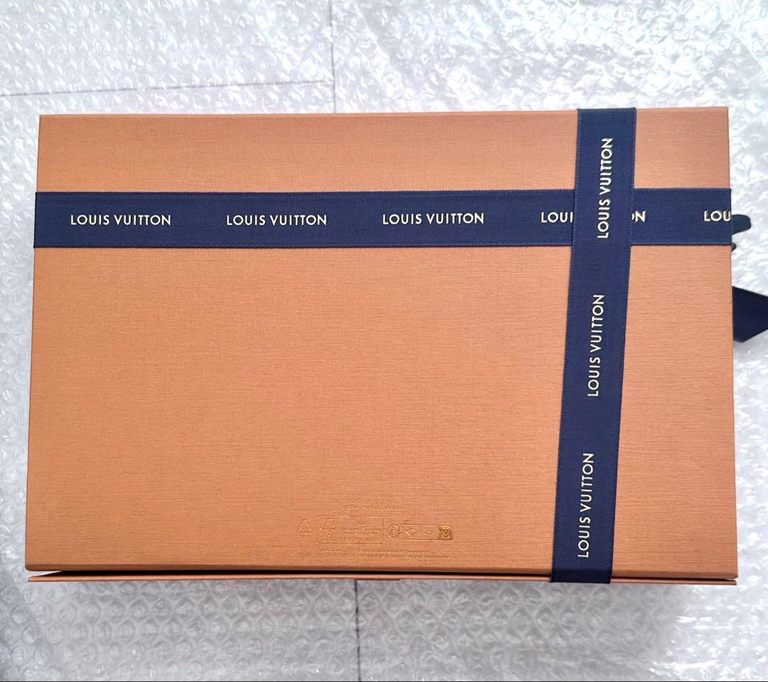 新品未使用品　ヴィトン　マフラー