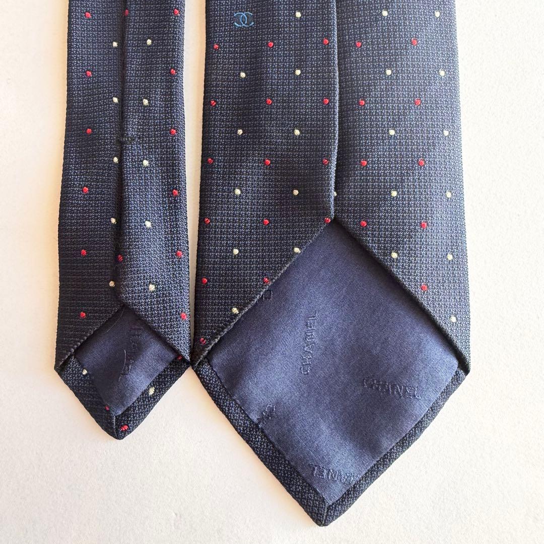 CHANEL シャネル　ネクタイ ネイビー 紺　赤　白　水玉模様　ドット柄