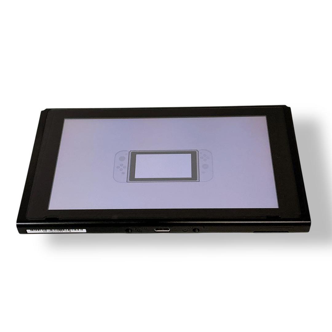 【美品】Nintendo Switch 本体のみ 2018年　任天堂