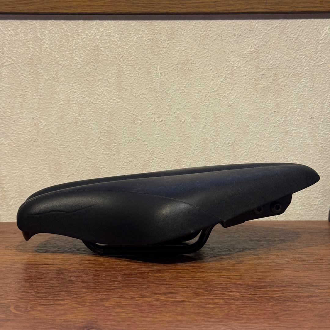 Fizi:k フィジーク　TTサドル　mistica