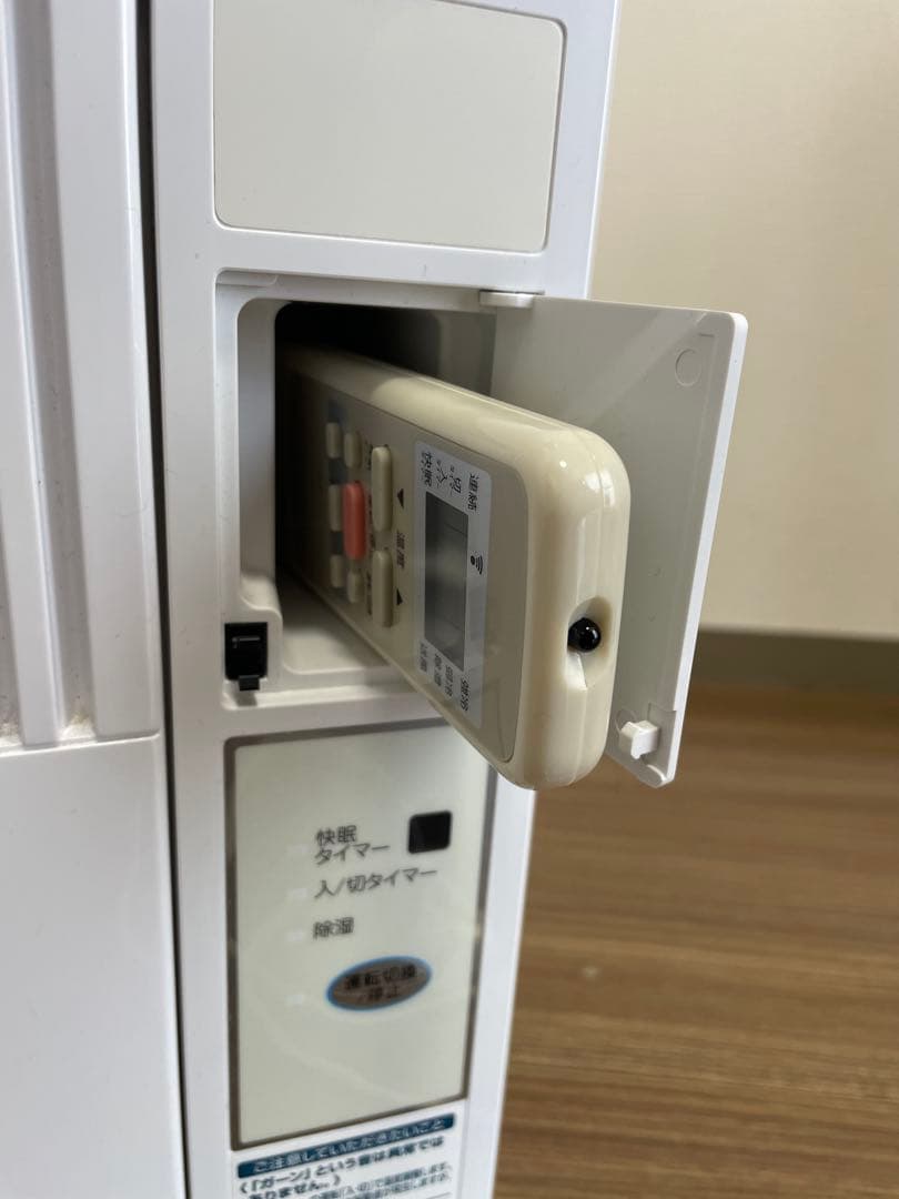 窓用エアコン ホワイト 冷暖房機能付き
