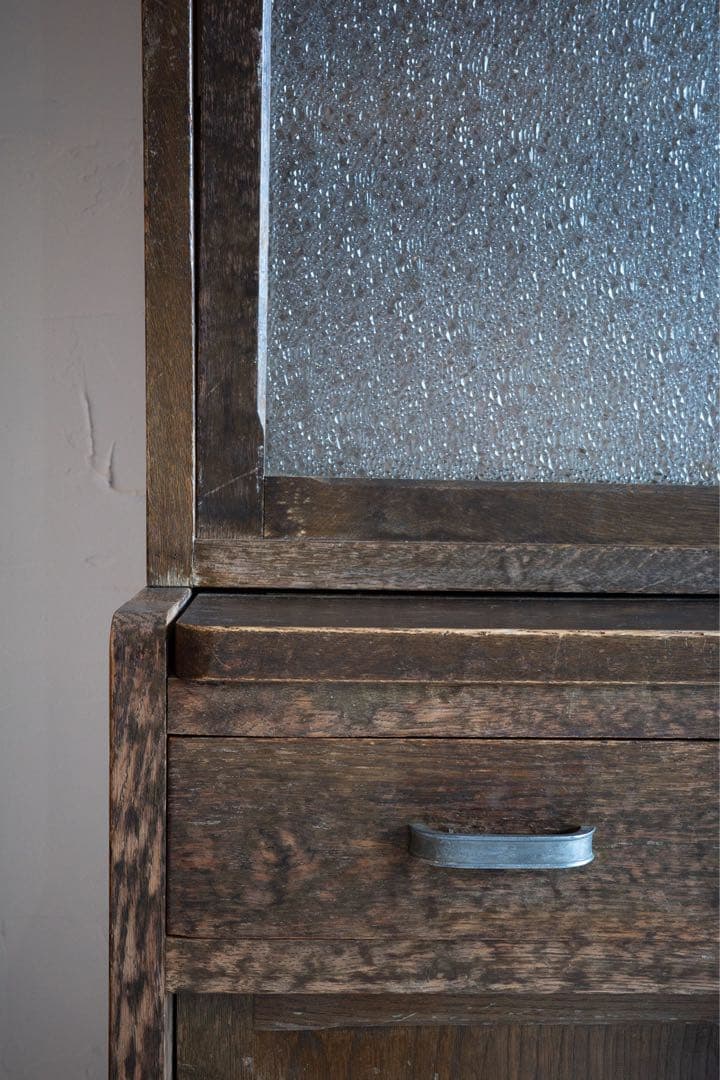 昭和レトロ 食器棚 水屋箪笥 ガラス引き戸 折り畳み天板付