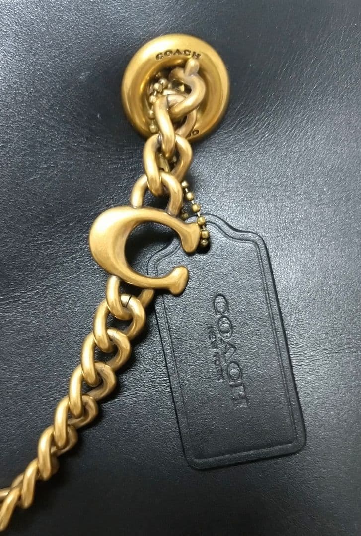 か*り様 COACH ブラックレザートートバッグ ゴールドチェーン付 2way
