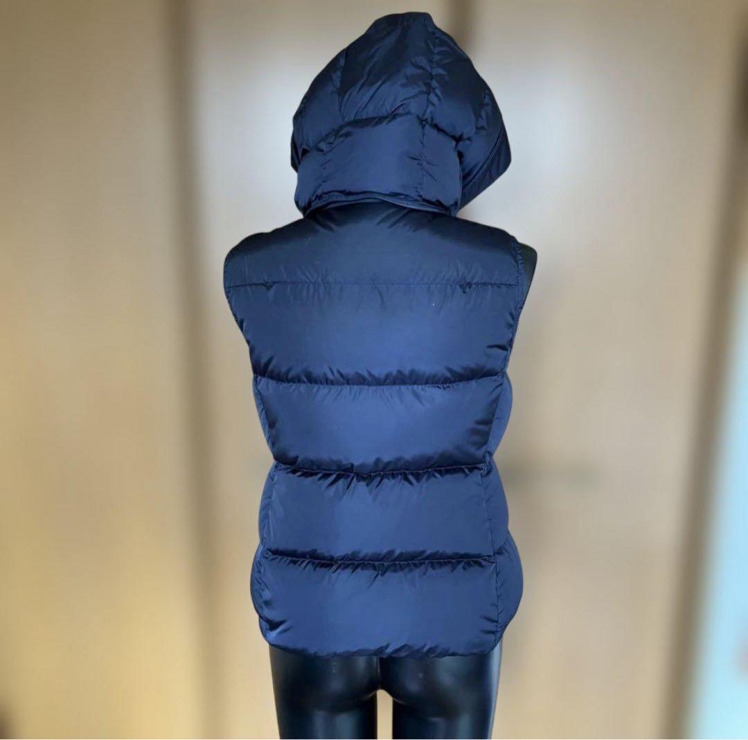 モンクレール　Moncler ネイビー フード付き　ダウンベスト