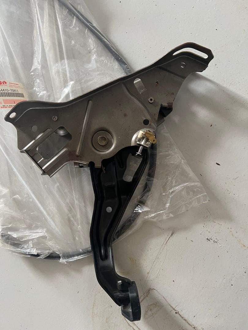 ラパン　HE21S サイドブレーキ　フットペダル